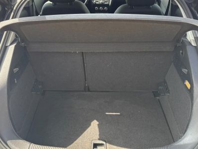 Audi A1 12 TFSI 86 ch AMBITION XENON + RADAR AR   - 8