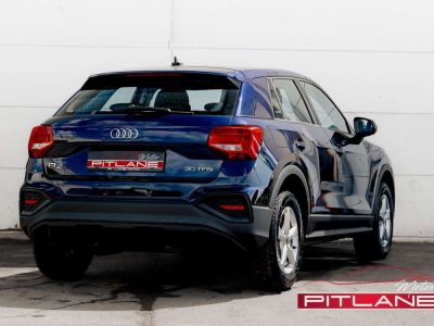 Audi Q2 30 TFSI Blue Navigation Feu LED Jantes 19   - 5