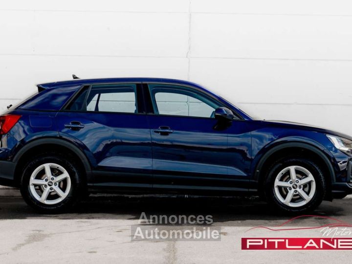 Audi Q2 30 TFSI Blue Navigation Feu LED Jantes 19 - 6