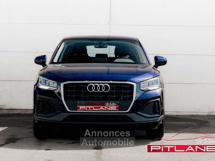 Audi Q2 30 TFSI Blue Navigation Feu LED Jantes 19 - 8