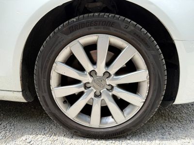 Audi A4 27 V6 TDi 190cv BVA8 Ambition Luxe 2e main   - 15