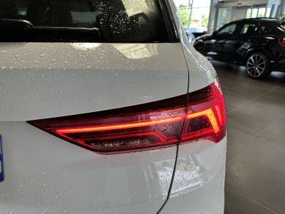 Audi Q3 35 TFSI 150 ch S tronic 7 S line   - 10