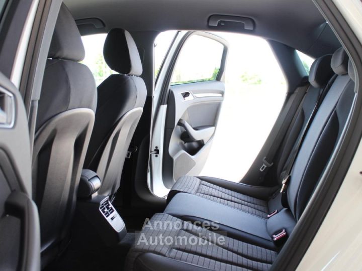 Audi A3 berline 15 TFSI CoD 150  Sport - 4