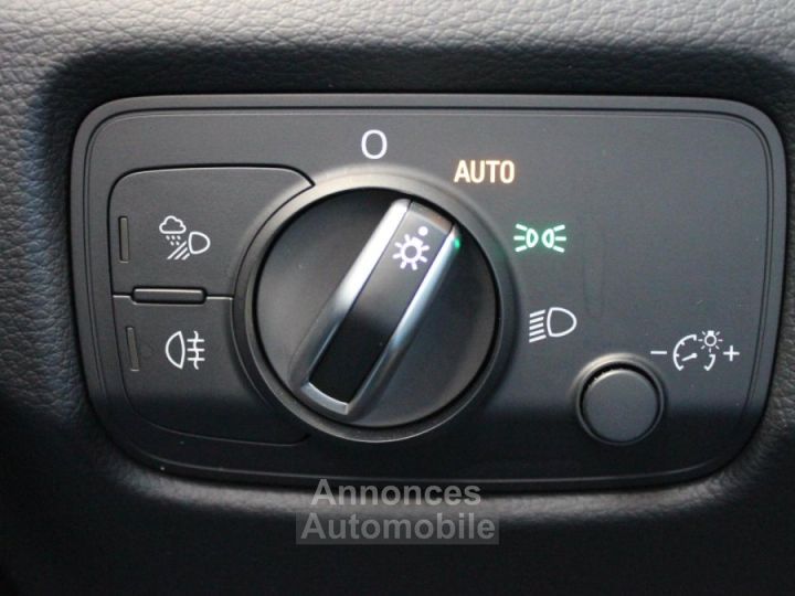 Audi A3 berline 15 TFSI CoD 150  Sport - 24
