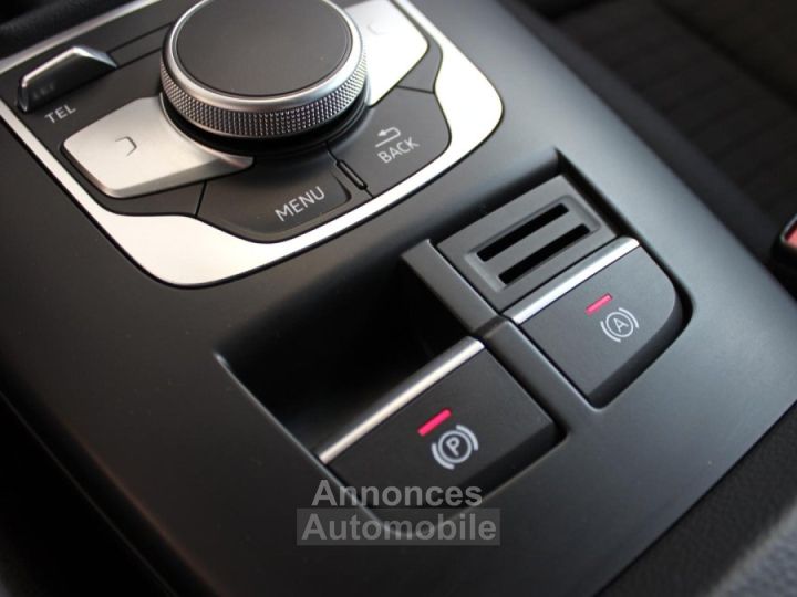 Audi A3 berline 15 TFSI CoD 150  Sport - 25
