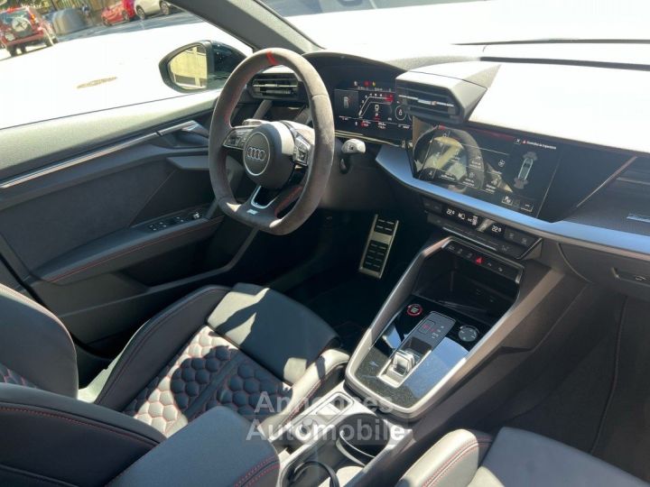 Audi RS3 Sportback - 22