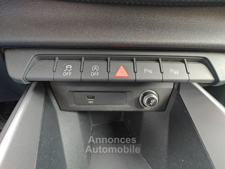 Audi A1 Sportback 25 TFSI 95ch Design Luxe - 32