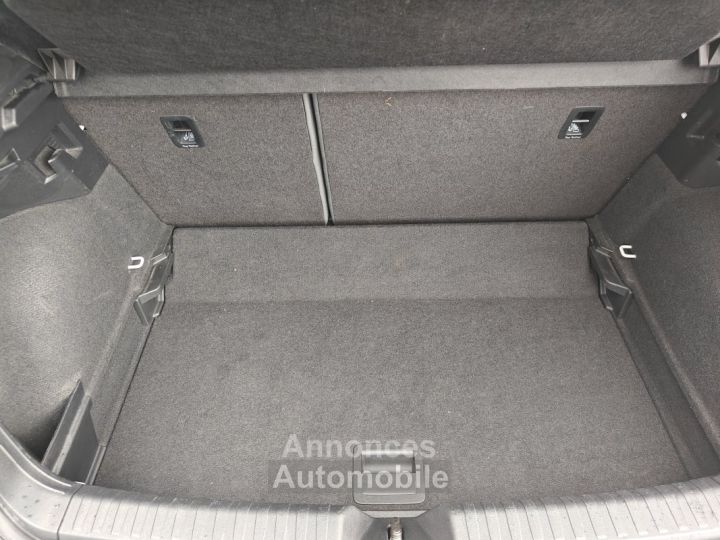 Audi A1 Sportback 25 TFSI 95ch Design Luxe - 39