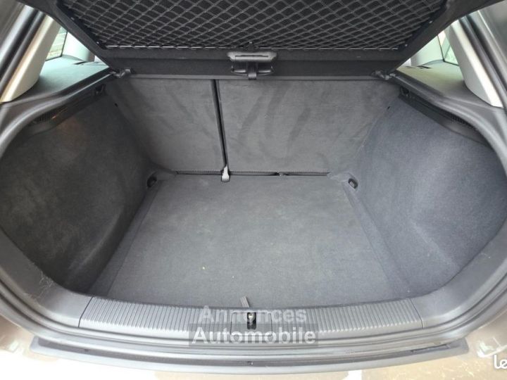 Audi A3 Sportback 20 TDI 140 AMBIENTE GARANTIE 6 MOIS - 12