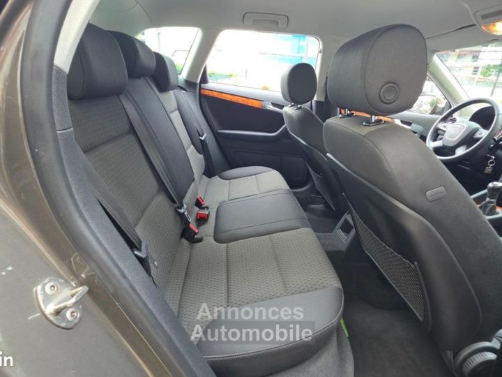 Audi A3 Sportback 20 TDI 140 AMBIENTE GARANTIE 6 MOIS - 13