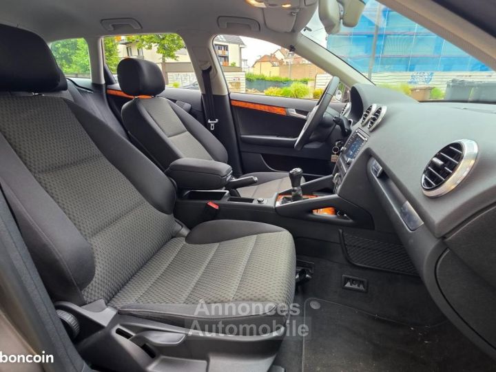 Audi A3 Sportback 20 TDI 140 AMBIENTE GARANTIE 6 MOIS - 14