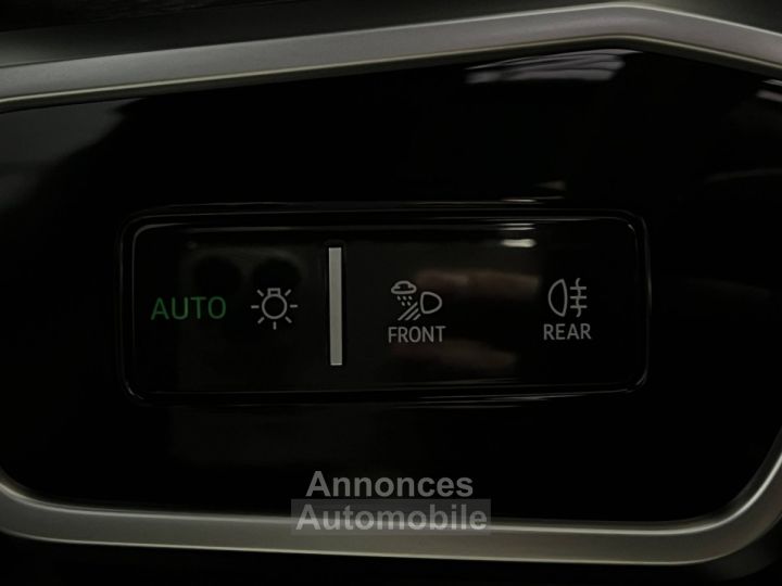 Audi A6 Avant 50 TFSIe 299 ch S tronic 7 Quattro Avus - 16