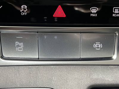 Audi A6 Avant 50 TFSIe 299 ch S tronic 7 Quattro Avus   - 54