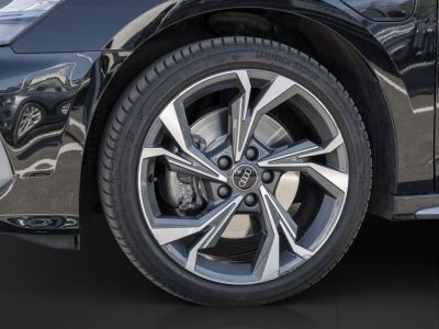 Audi A3  Sportback · 40 TFSI e · S line · 204ch Hybride Rechargeable · Jantes 18&quot; · LED   - 6