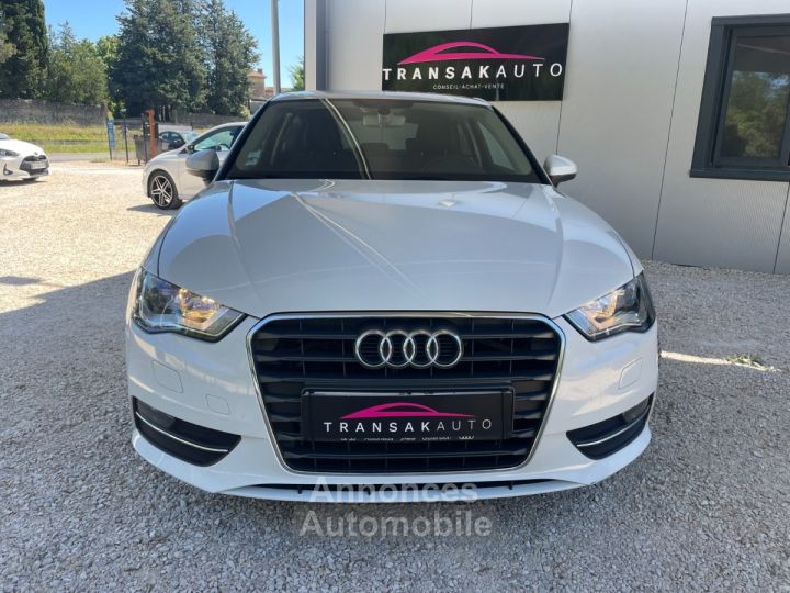 Audi A3 BUSINESS 20 TDI 150 Business Line 3 Portes / Sièges Chauffants - 2