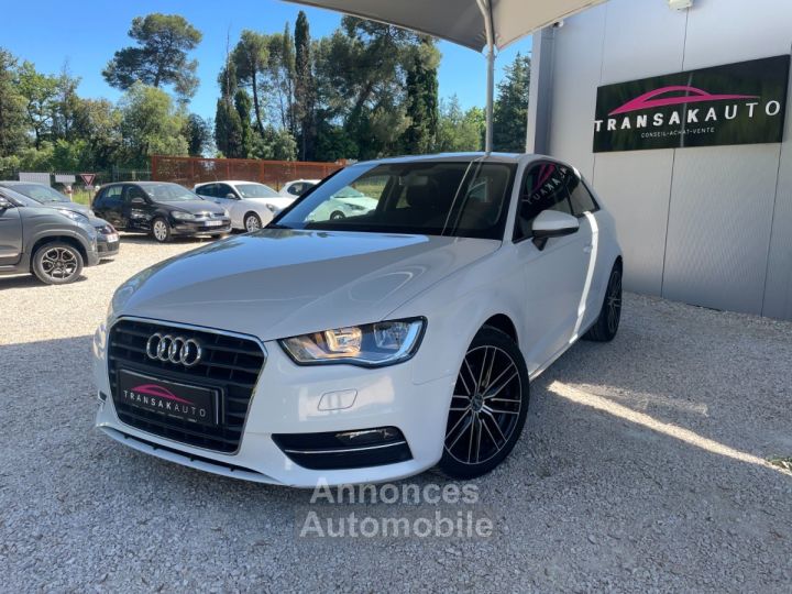 Audi A3 BUSINESS 20 TDI 150 Business Line 3 Portes / Sièges Chauffants - 3