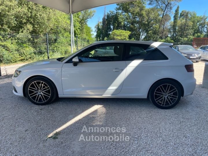 Audi A3 BUSINESS 20 TDI 150 Business Line 3 Portes / Sièges Chauffants - 4