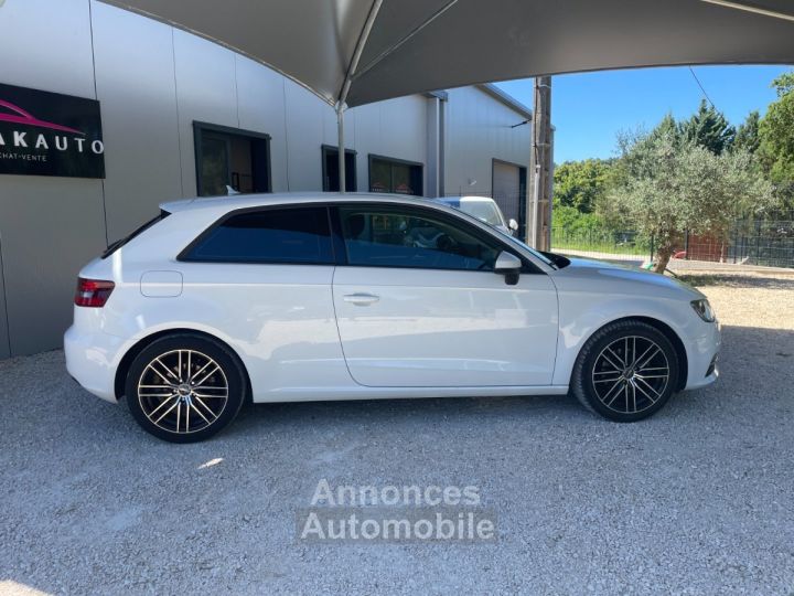 Audi A3 BUSINESS 20 TDI 150 Business Line 3 Portes / Sièges Chauffants - 8