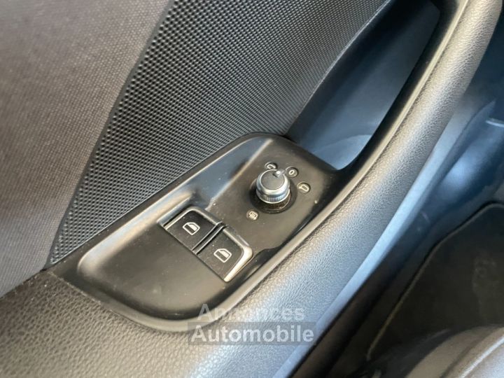 Audi A3 BUSINESS 20 TDI 150 Business Line 3 Portes / Sièges Chauffants - 19