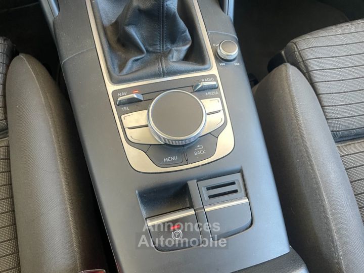 Audi A3 BUSINESS 20 TDI 150 Business Line 3 Portes / Sièges Chauffants - 20