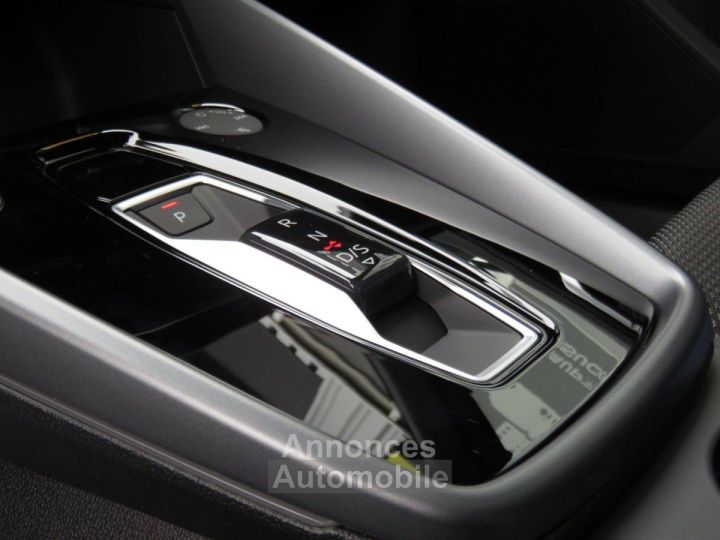 Audi A3 Sportback 35 TFSI 150ch S line S tronic 7 - 14