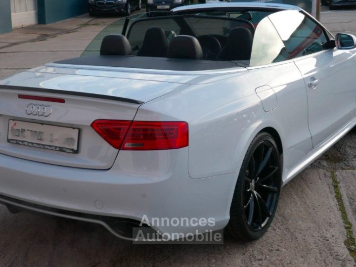 Audi RS5 Cabriolet 42 V8 FSI 450ch quattro S tronic 7 *GARANTIE 12 MOIS* - 4