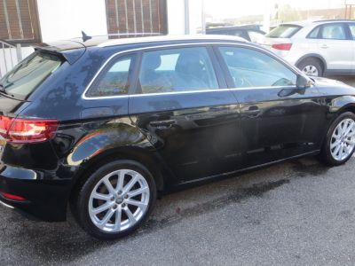 Audi A3 Sportback 20 TFSI 190 S tronic 7 Quattro Design   - 4