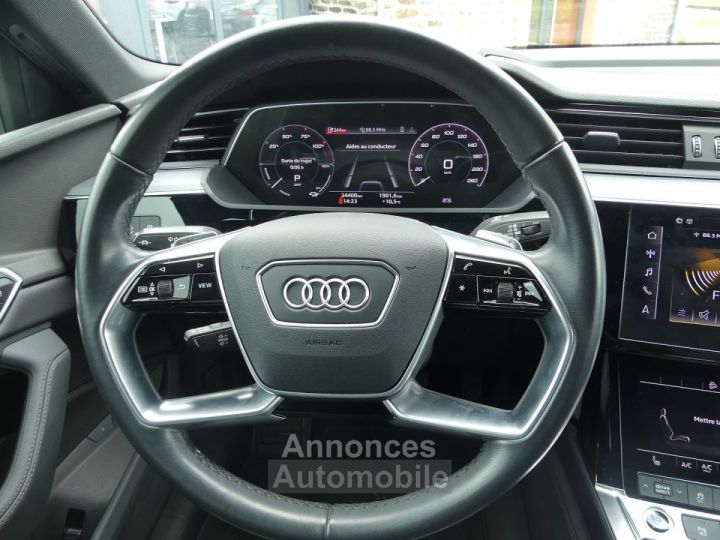 Audi e-tron SPORTBACK 55 408CH E-QUATTRO - 9
