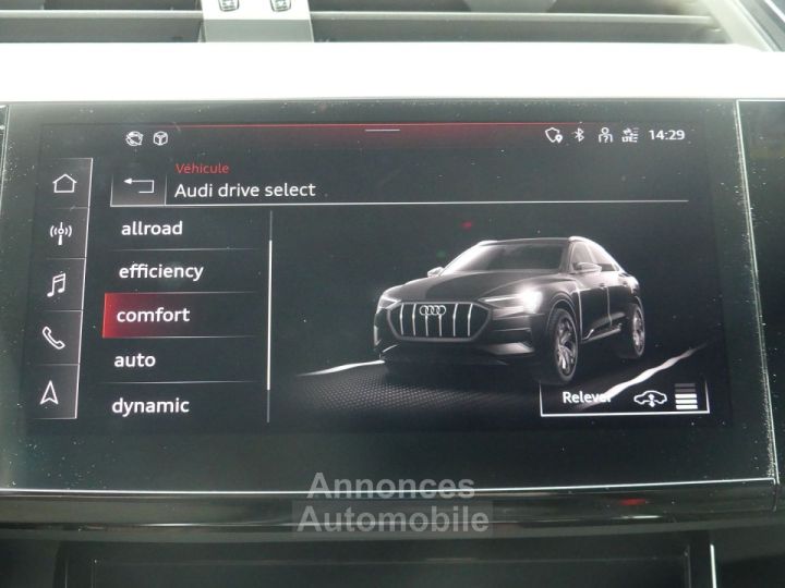 Audi e-tron SPORTBACK 55 408CH E-QUATTRO - 28