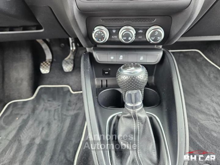 Audi A1 12 tfsi 90 s-line - 25