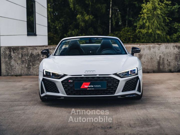 Audi R8 V10 Performance- RWD New B&O - 2