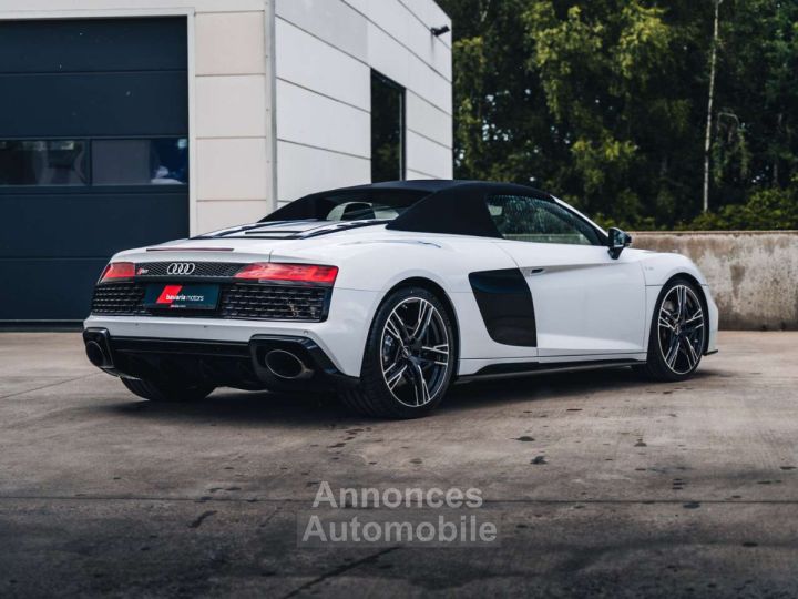 Audi R8 V10 Performance- RWD New B&O - 10