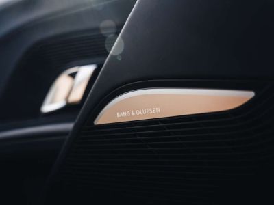 Audi R8 V10 Performance- RWD New B&O   - 18