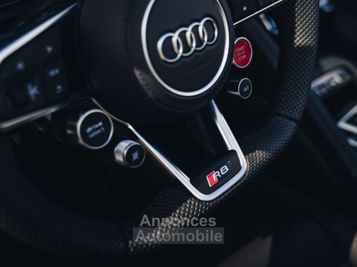 Audi R8 V10 Performance- RWD New B&O - 20