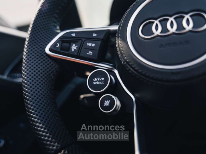 Audi R8 V10 Performance- RWD New B&O - 23