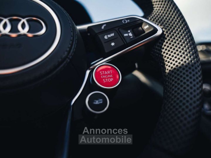 Audi R8 V10 Performance- RWD New B&O - 24