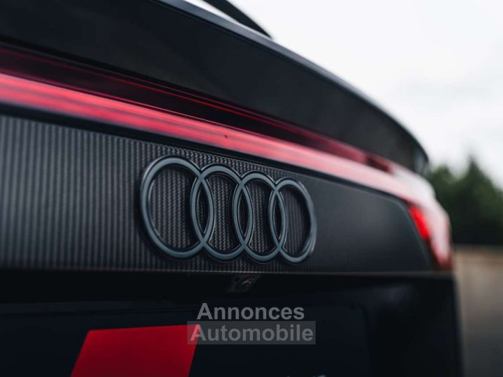Audi RS Q8 Performance New Ceramic Sunroof Massage - 11