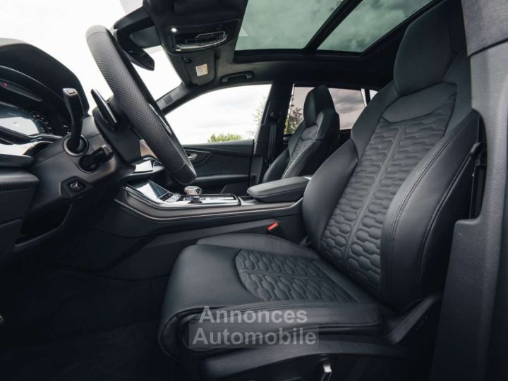 Audi RS Q8 Performance New Ceramic Sunroof Massage - 24