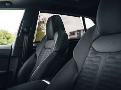 Audi RS Q8 Performance New Ceramic Sunroof Massage   - 25
