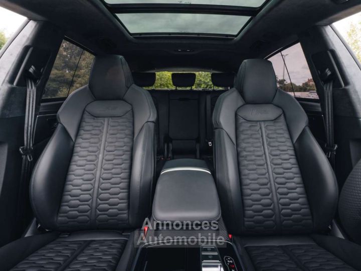 Audi RS Q8 Performance New Ceramic Sunroof Massage - 27