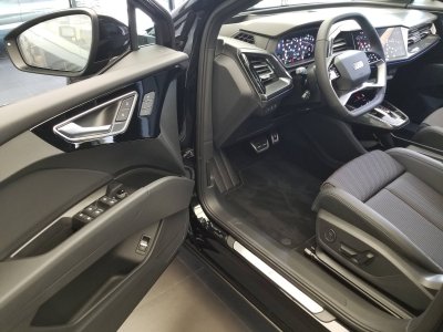 Audi Q4 E-Tron 45 285 ch 82 kWh S line   - 15