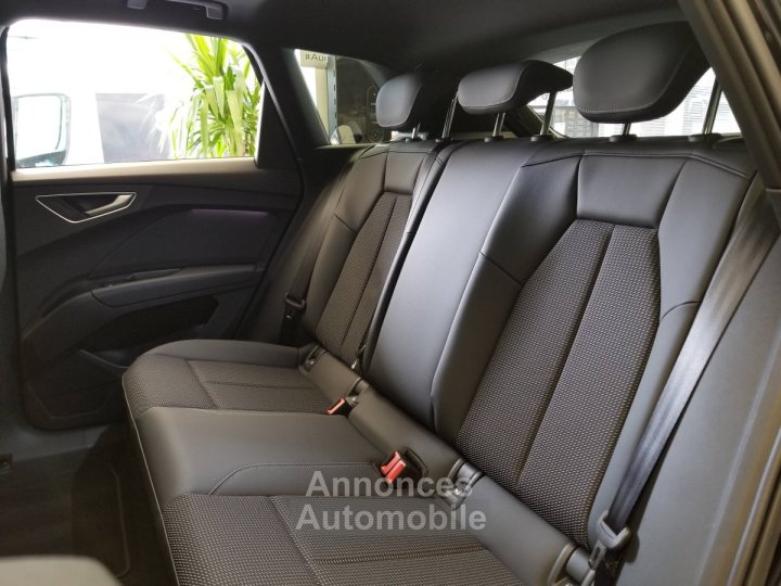Audi Q4 E-Tron 45 285 ch 82 kWh S line - 16