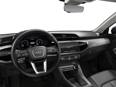 Audi Q3 35 TFSI 150 ch S tronic 7 Design   - 4