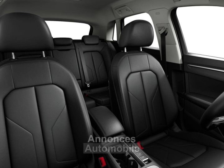 Audi Q3 35 TFSI 150 ch S tronic 7 Design - 5