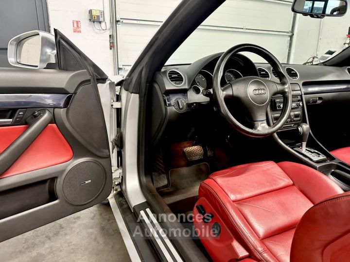 Audi S4 CABRIOLET V8 42 344ch Quattro Tiptronic6 - 18
