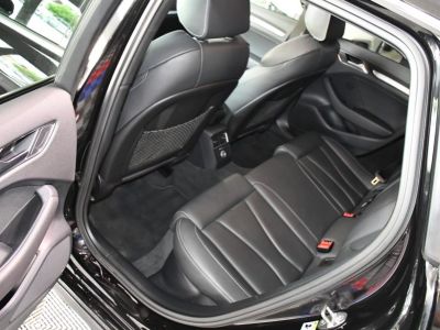 Audi A3 Sportback S-Line 40 TFSI 190 S-Tronic GPS Virtual Régulateur Cuir TO Drive JA 18   - 13