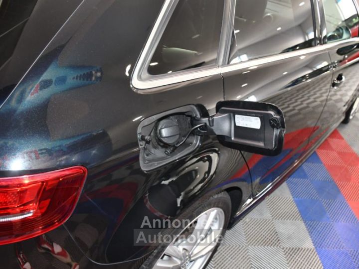 Audi A3 Sportback S-Line 40 TFSI 190 S-Tronic GPS Virtual Régulateur Cuir TO Drive JA 18 - 17
