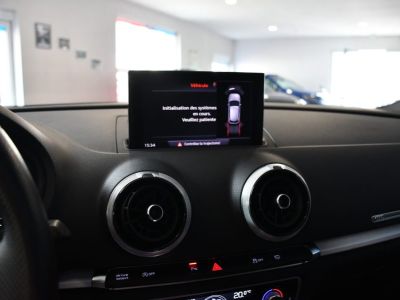 Audi A3 Sportback S-Line 40 TFSI 190 S-Tronic GPS Virtual Régulateur Cuir TO Drive JA 18   - 24