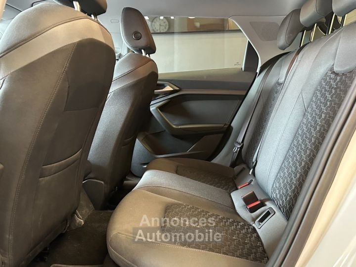 Audi A1 Sportback 25 TFSI 10 95 ch BVM5 - Suivi - 1ere main - Finition Advanced - Apple CarPlay - 10