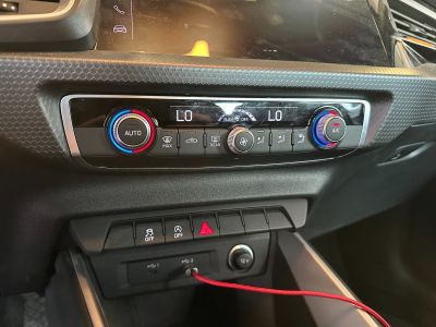 Audi A1 Sportback 25 TFSI 10 95 ch BVM5 - Suivi - 1ere main - Finition Advanced - Apple CarPlay   - 18